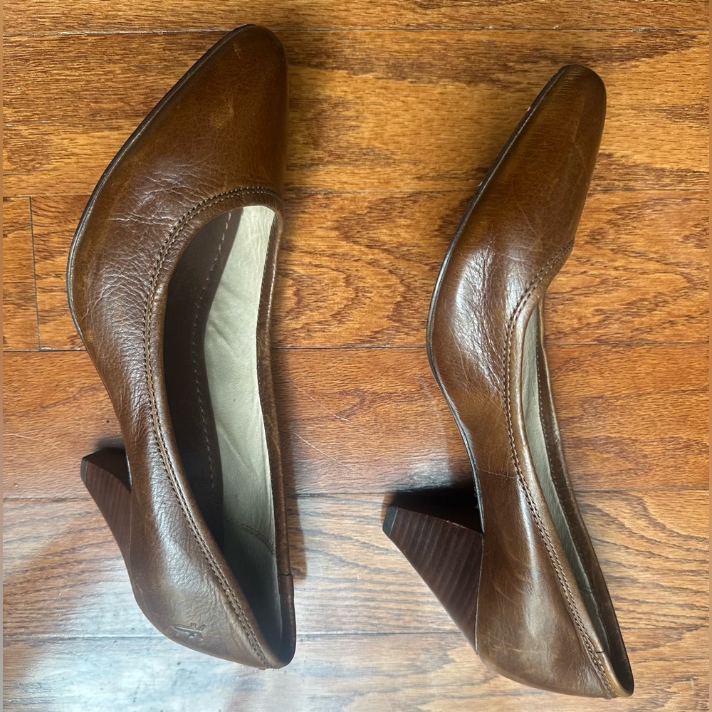 Frye Regina Pump Pointed Toe Brown Leather Dress Shoes Size 9.5 - Picture 2 of 4
